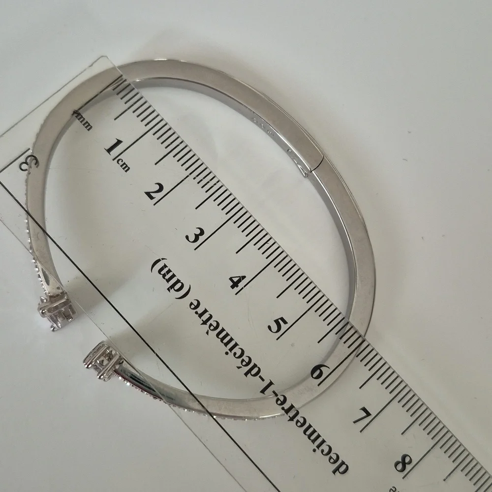 Elegant Silver Bracelet with Cz - Picture 4 of 5